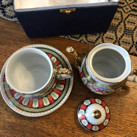 Sorelle Fine Porcelain Art Demitasse Tea Set In Box - Picture 2 of 9